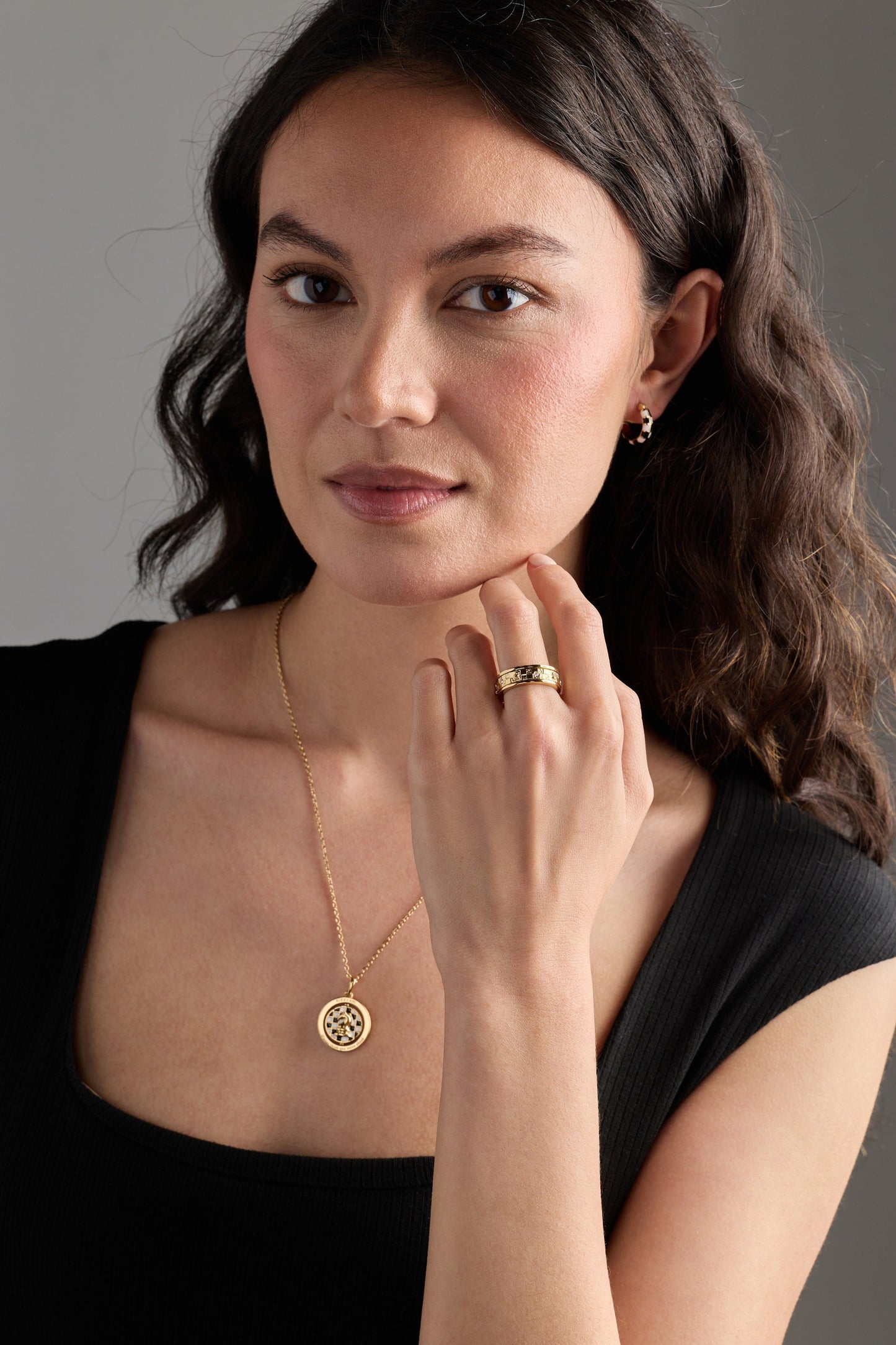 'Always Think One Move Ahead' Chess Spinner Pendant Necklace – Gold