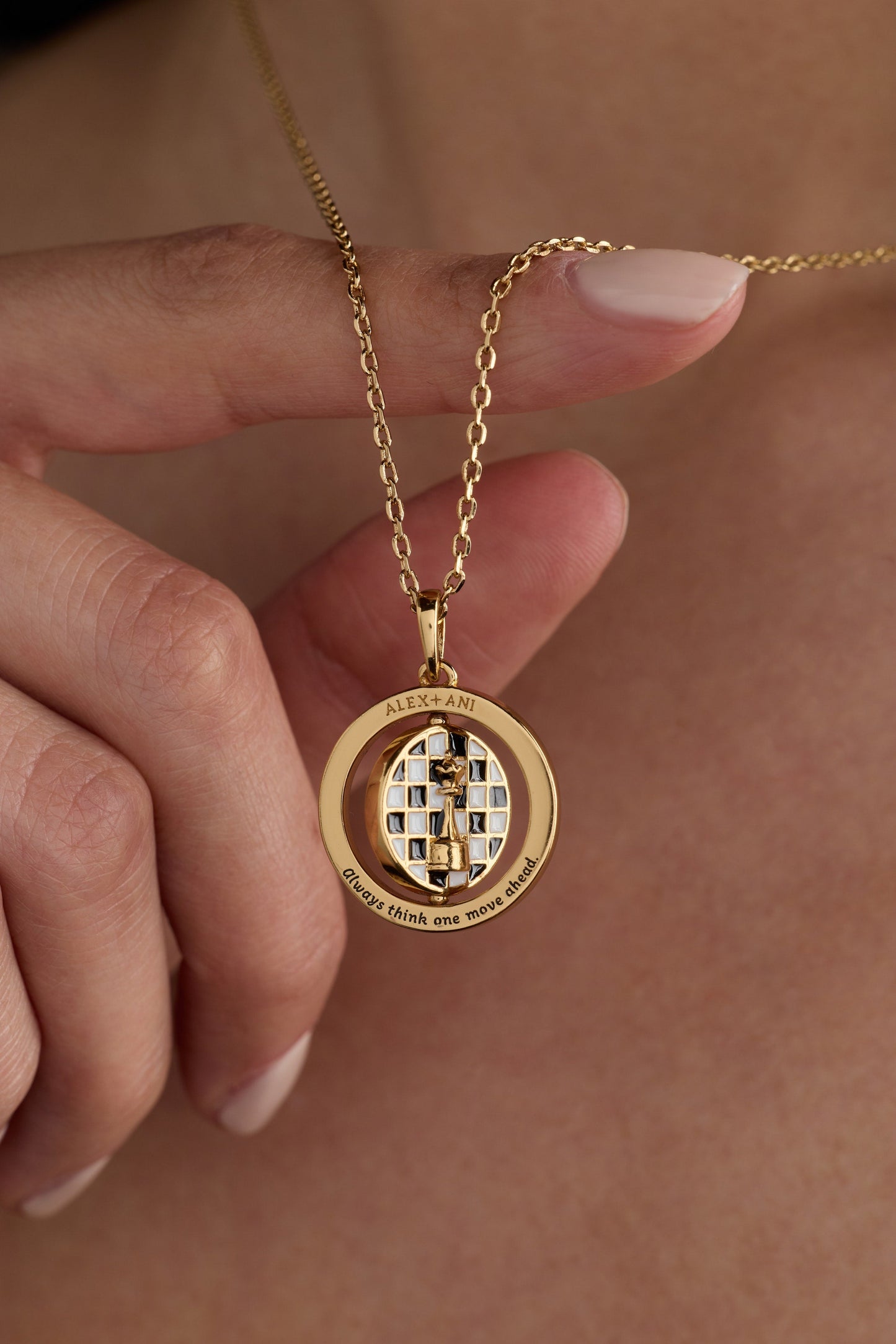 'Always Think One Move Ahead' Chess Spinner Pendant Necklace – Gold