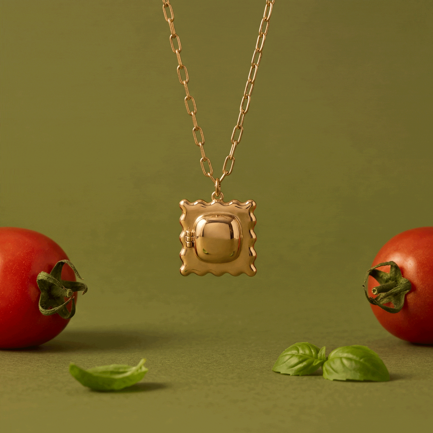Pasta Girl 'Anything Is Pastable' Ravioli Locket Necklace – Gold